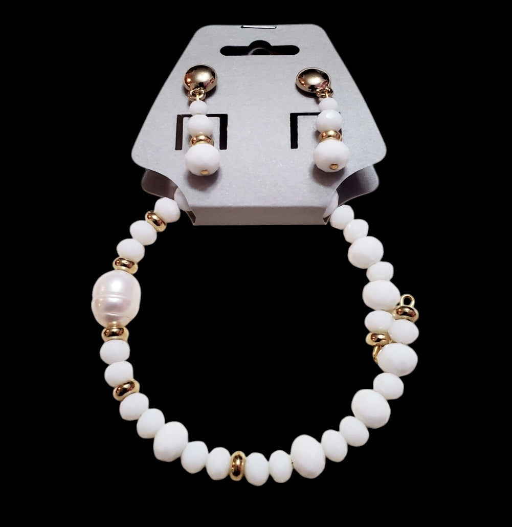 Venus Glam by Cardona Matching Set White Beaded Bracelet and Earrings